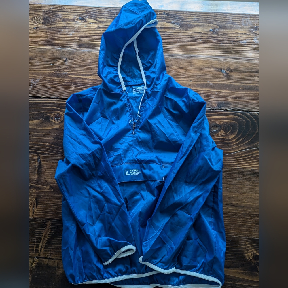 Kids Medium EMS blue rain jacket